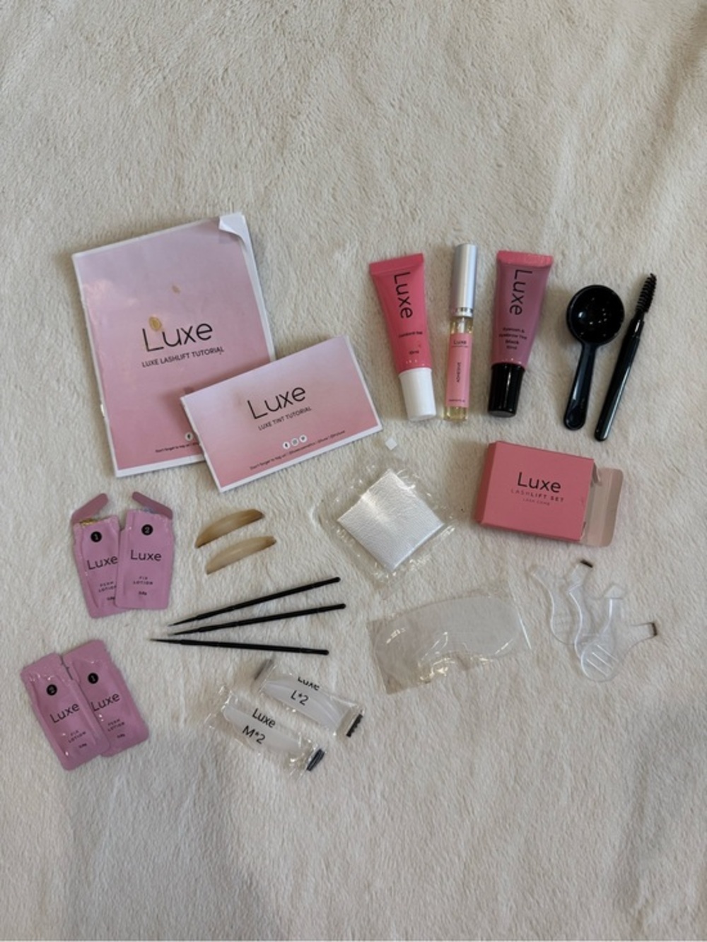 Supplies from Luxe Lashlift Kit and Brow/Lash Tint Set